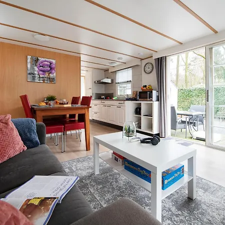 85, Private, Parking - Nature - - Ac - Serene!