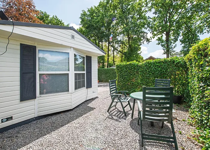 85, Private, Parking - Nature - - Ac - Serene! Chalé *