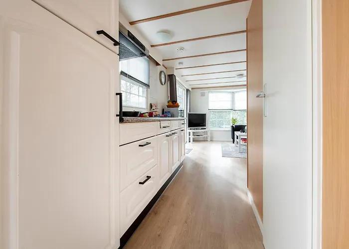 85, Private, Parking - Nature - - Ac - Serene! Chalet